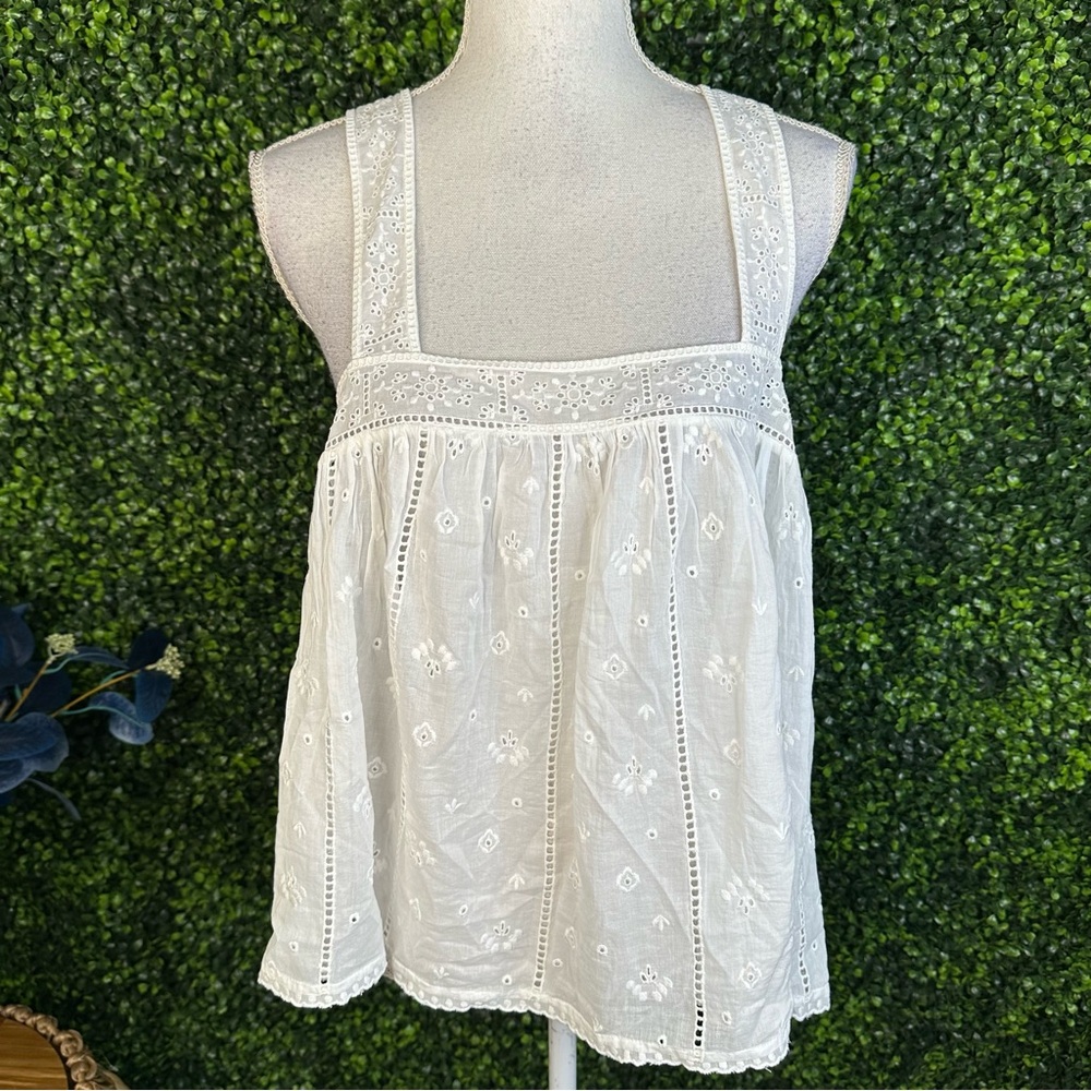 Nwt unsubscribed cotton‎ White Embroidered eyelet  Top